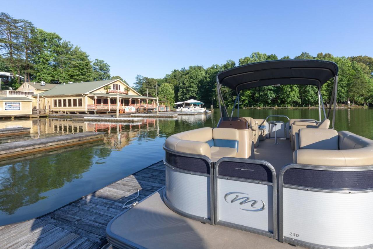 Halesford Harbour Resort - Smith Mountain Lake Moneta Bagian luar foto