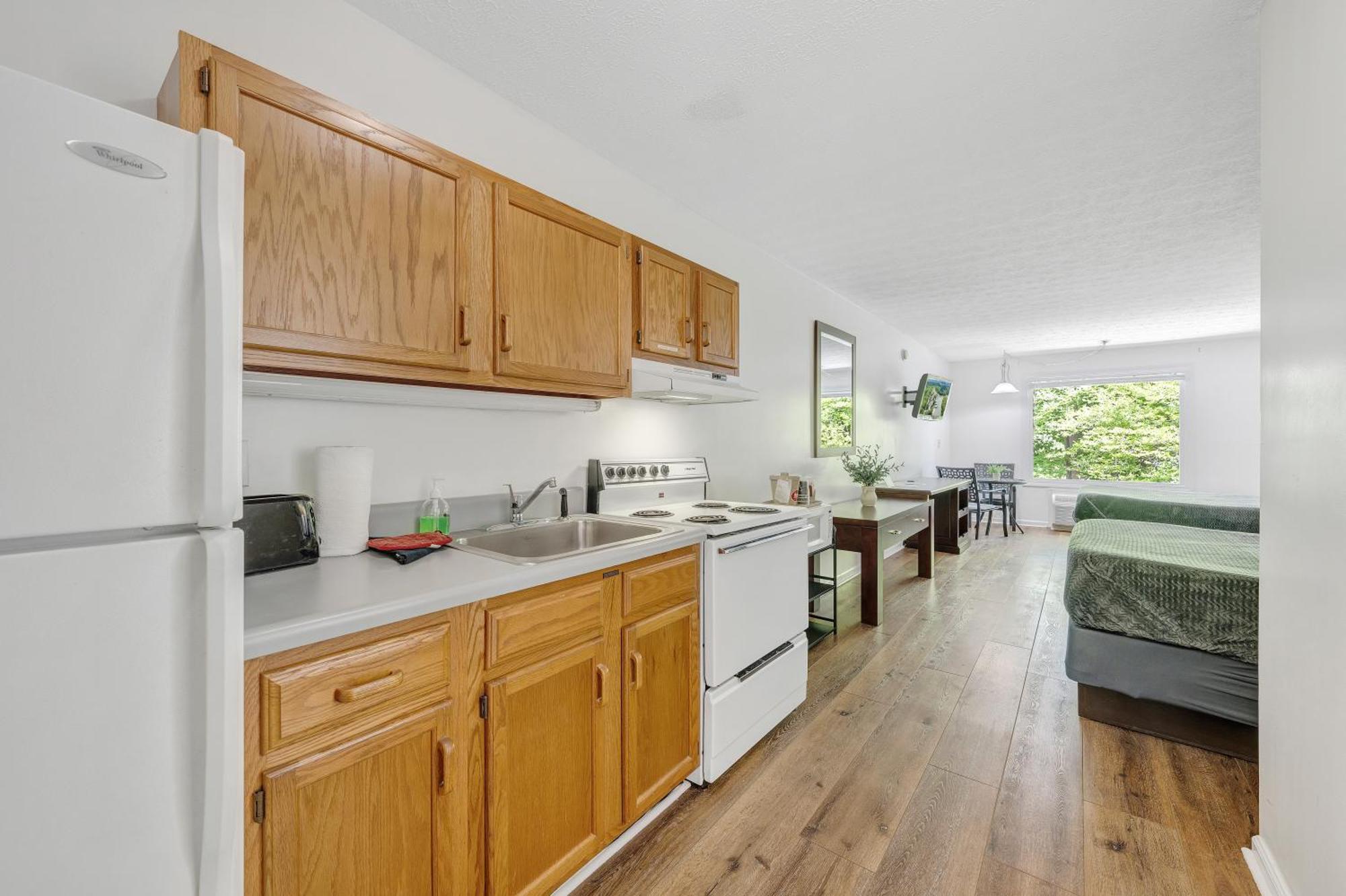 Halesford Harbour Resort - Smith Mountain Lake Moneta Bagian luar foto