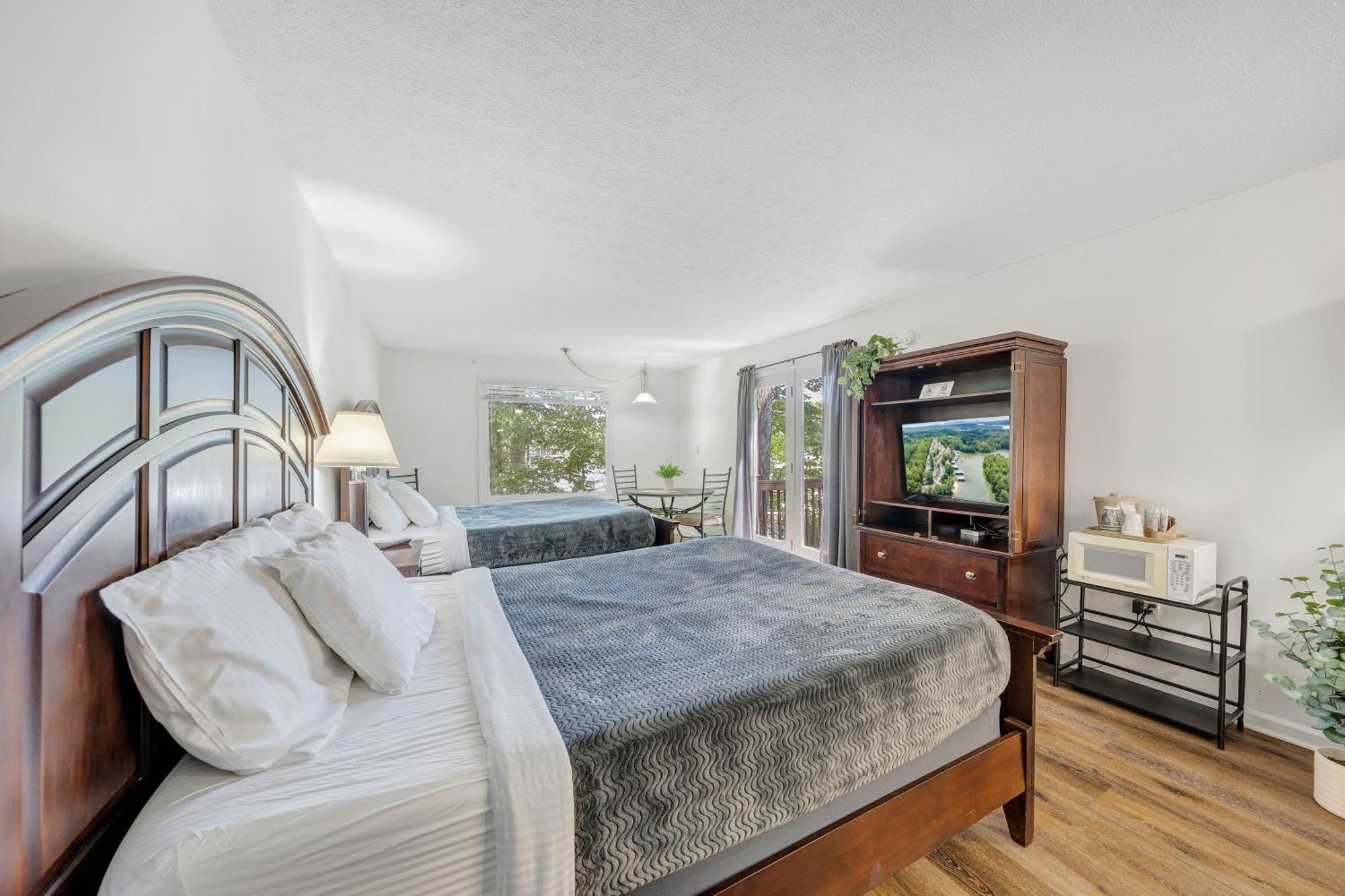 Halesford Harbour Resort - Smith Mountain Lake Moneta Bagian luar foto
